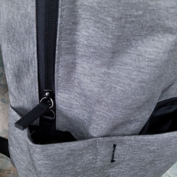 DSW Gray Logoed Men Women Unisex Custom Backpack 16.5 in x 10.5 in x 6 in - Picture 9 of 12